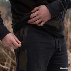 Avid Carp Distortion Onesie XXL -Gratuit pour tous Pêche. 00009 Distortion Onesie XXL